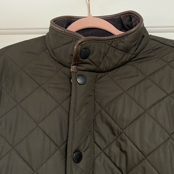 Men’s Barbour quilted leather trimmed jacket - Picture 3 of 16